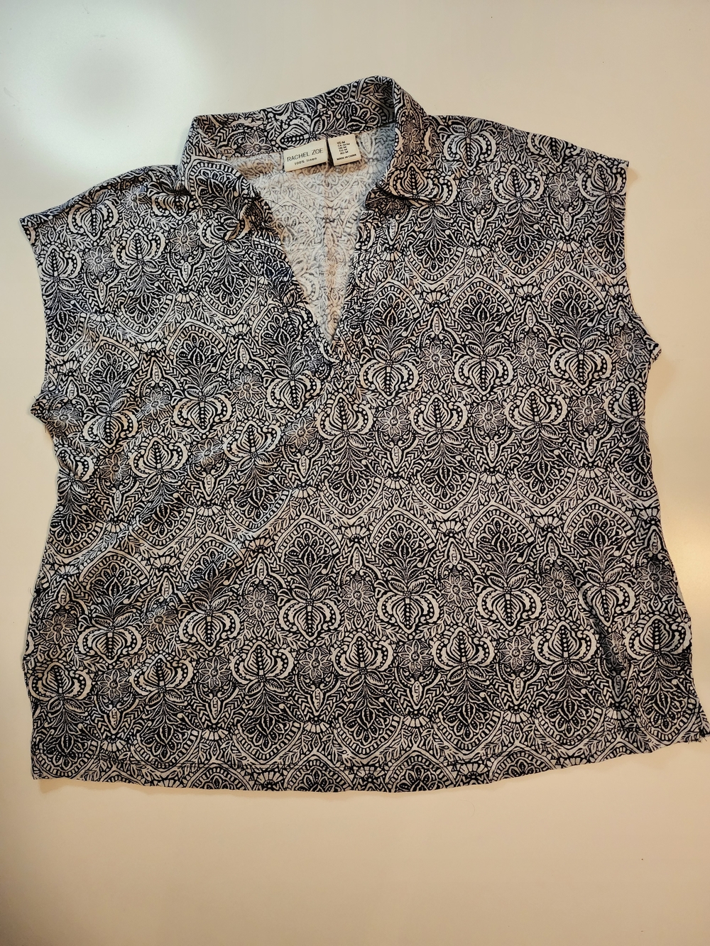 Rachel Zoe Black and White Sleeveless Collared Top
